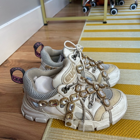 White Gucci Flashtrek Shoes with removable Crystals - Picture 2 of 5